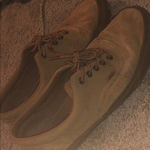 Tan vans